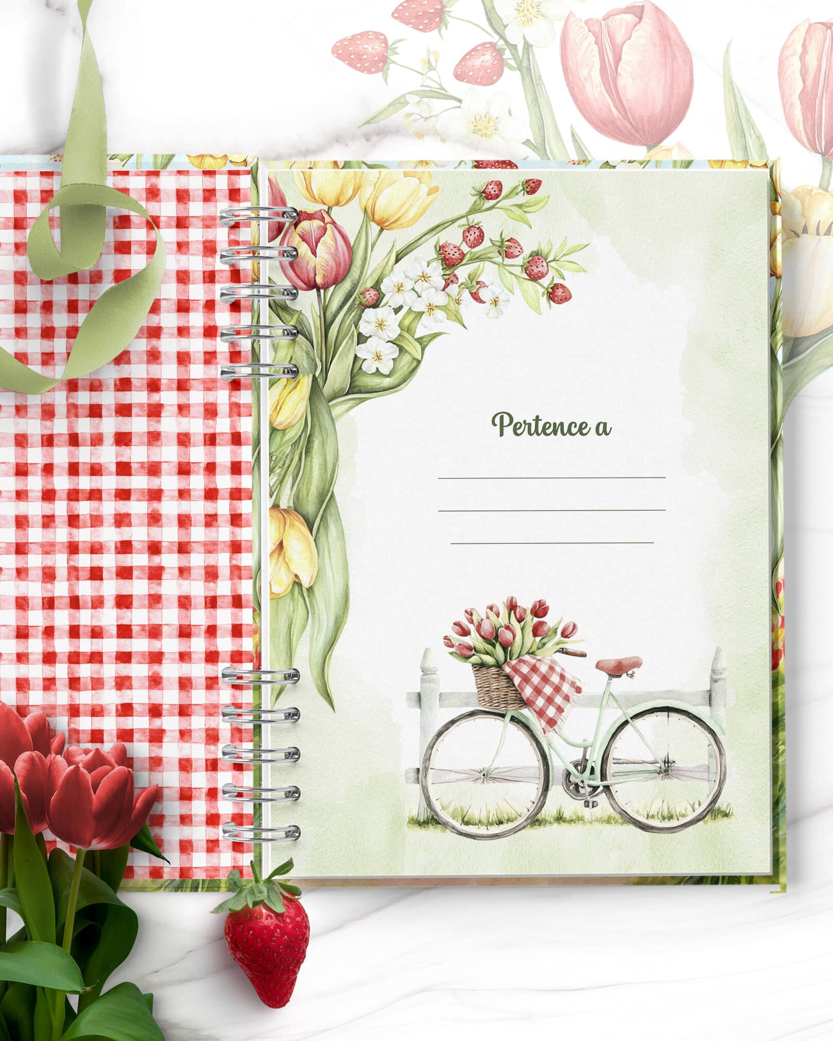 arquivo_digital_capas_caderno_morango_personagens_mulheres_floral_vermelho3