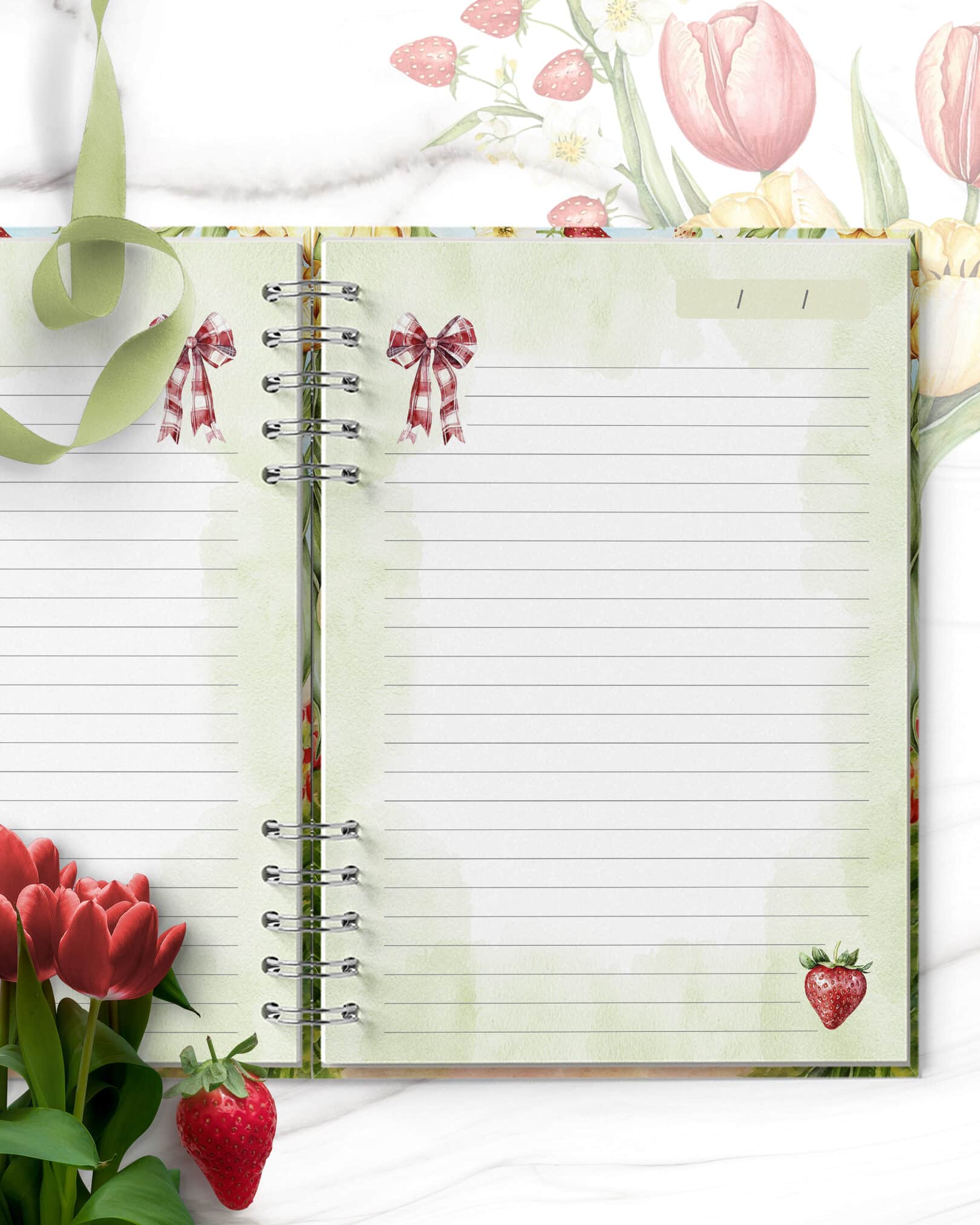 arquivo_digital_capas_caderno_morango_personagens_mulheres_floral_vermelho3